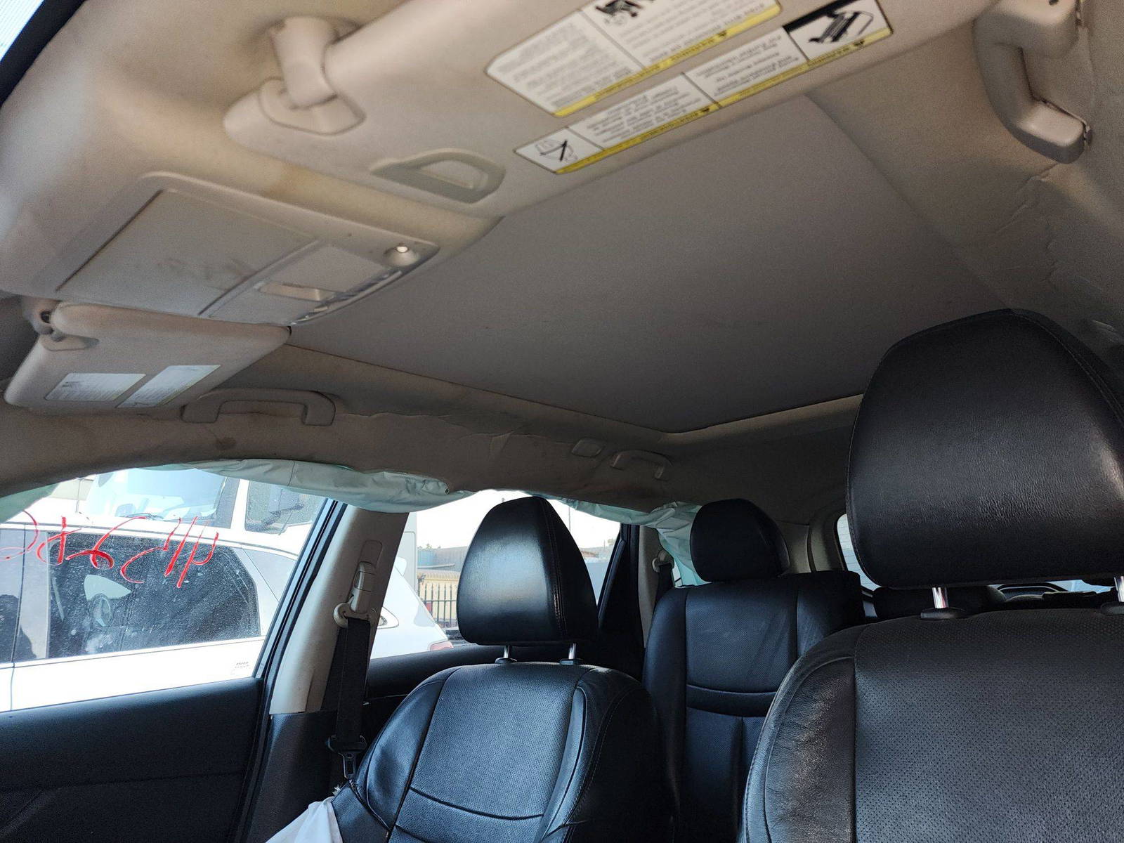 2014 NISSAN ROGUE — 154455 Miles — Lot XEC827535 — Al Quoz - Marhaba Auctions Used Cars - Image 10