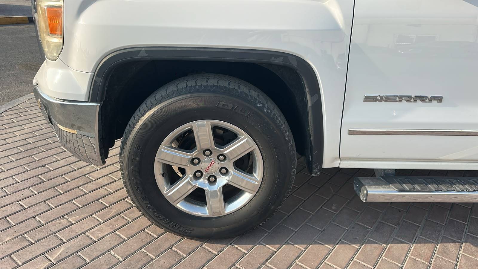 2014 GMC SIERRA — 307349 KM — Lot 4EG170724 — Souq - Marhaba Auctions Used Cars - Image 12