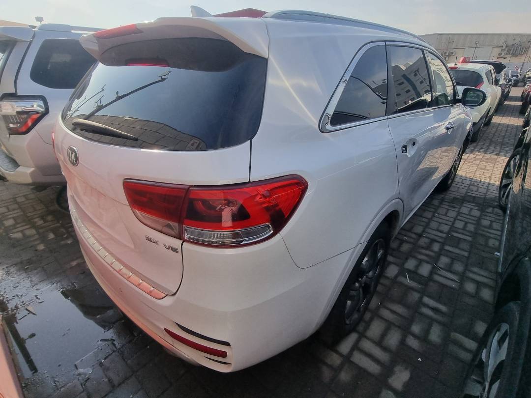 KIA SORENTO 2016 - Marhaba Auction Used Cars - Image 4