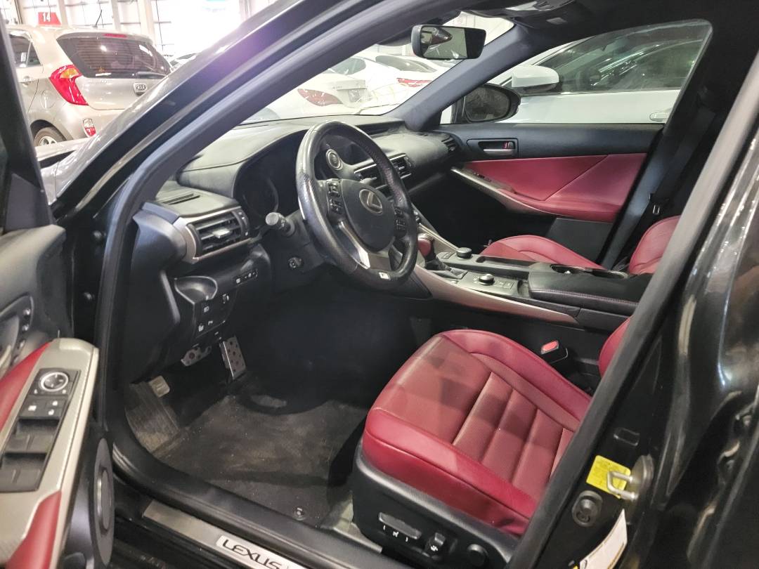 2018 LEXUS IS 300 — 136851 Miles — Lot 80280634 — Main - Marhaba Auctions Used Cars - Image 6