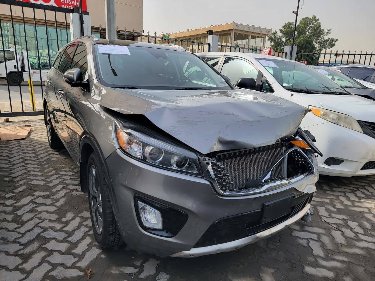 KIA SORENTO 2017 - Marhaba Auction Used Cars - Image 4