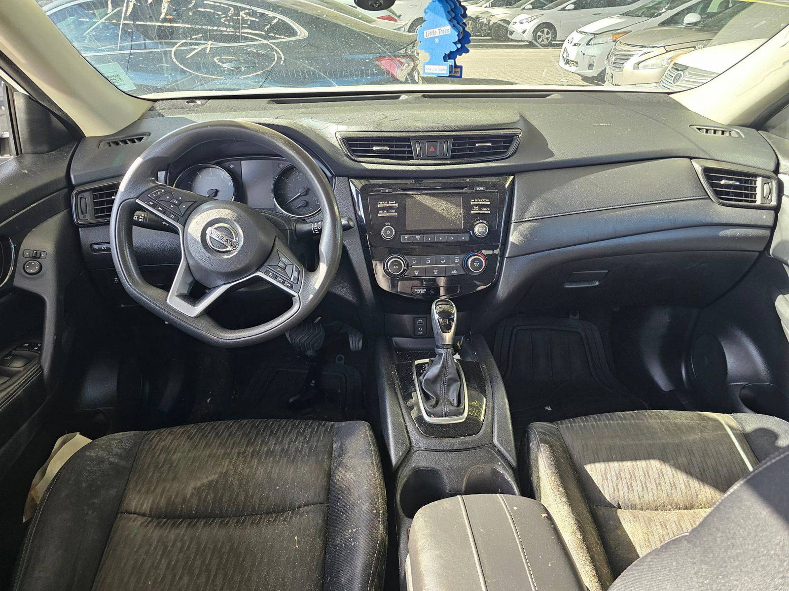 NISSAN ROGUE 2017 - Marhaba Auction Used Cars - Image 6