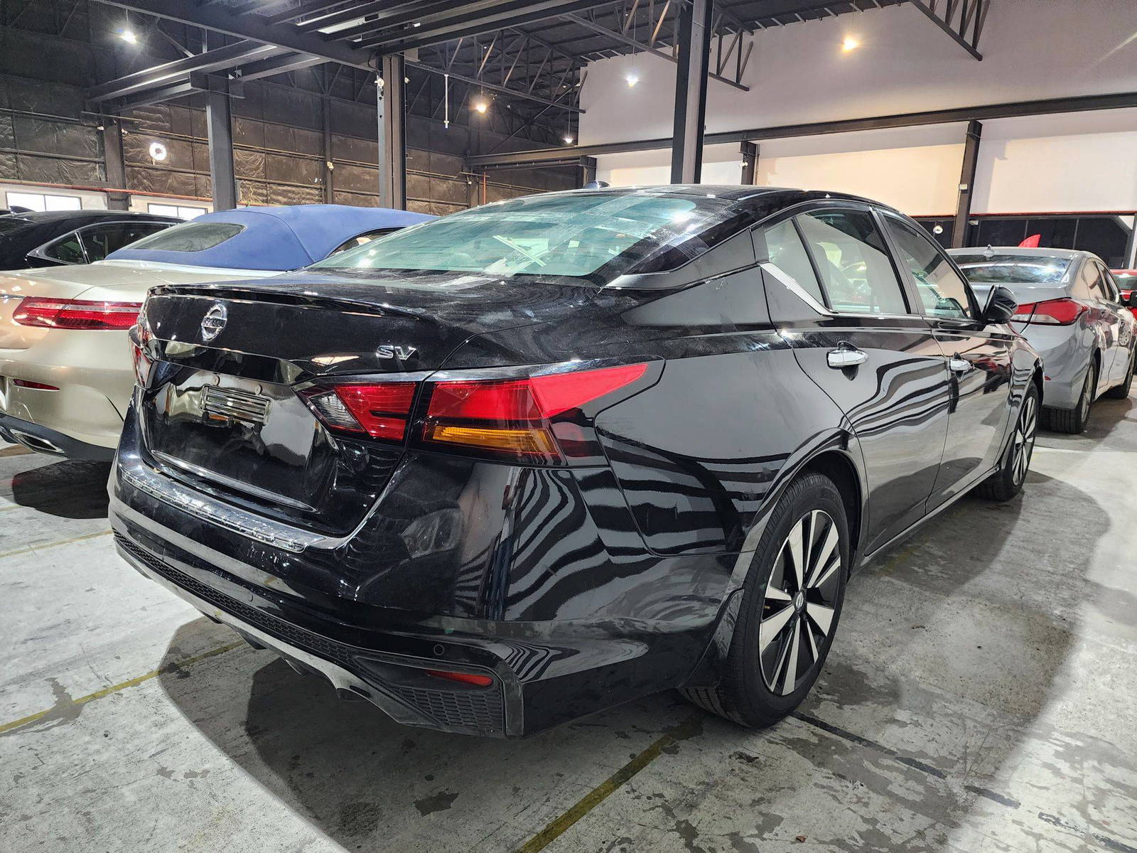 2021 NISSAN ALTIMA — 126559 Miles — Lot 411078 — Ind. 12 - Marhaba Auctions Used Cars - Image 5