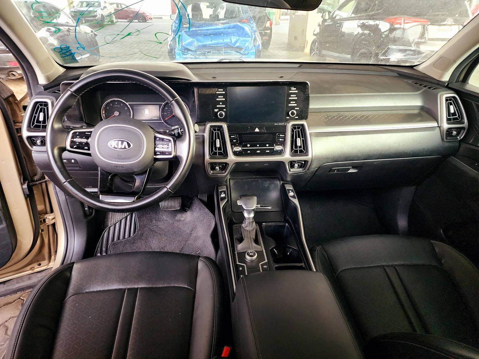 2021 KIA SORENTO — 124280 Miles — Lot 40384985 — Souq - Marhaba Auctions Used Cars - Image 7