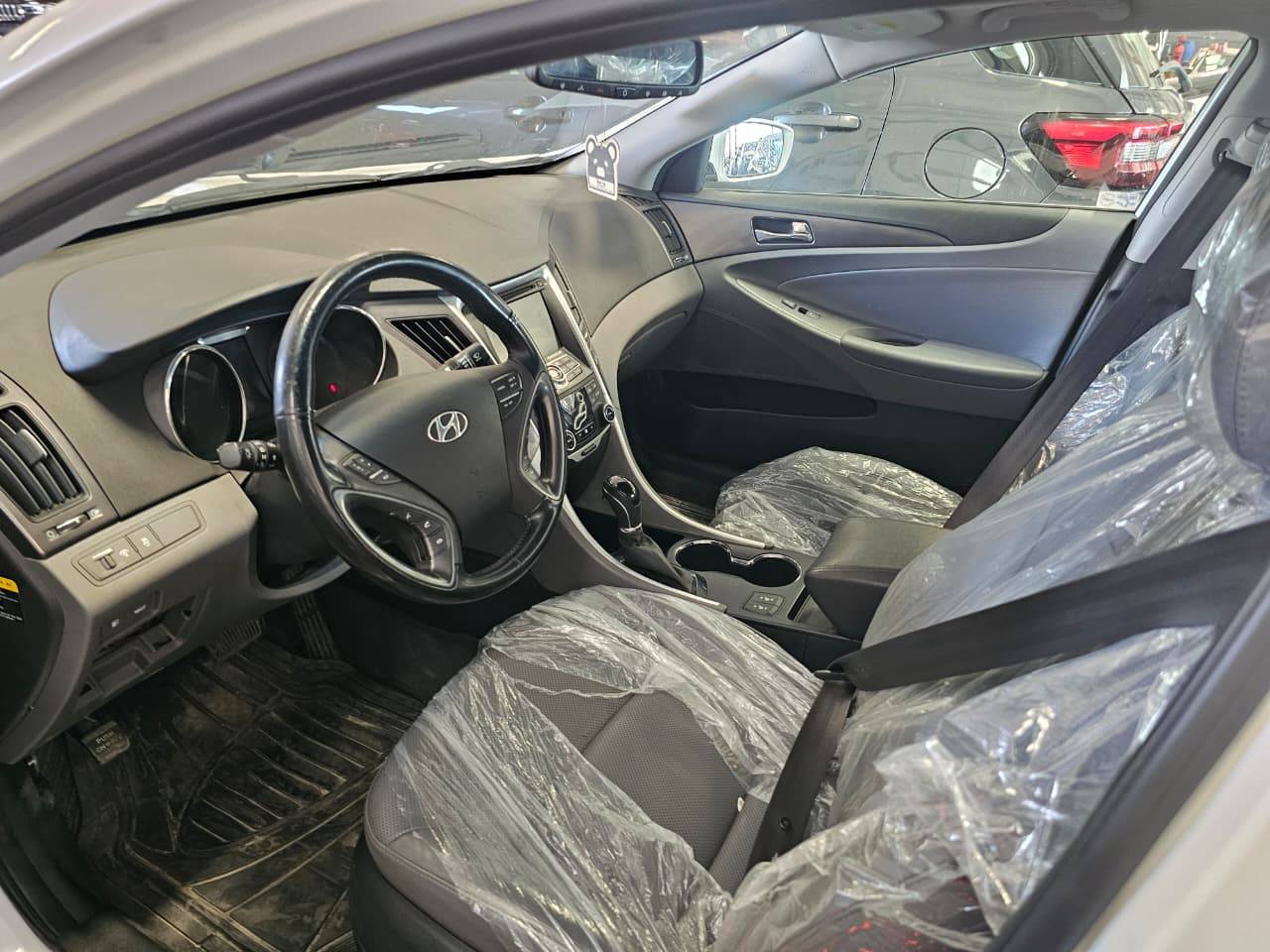 2015 HYUNDAI SONATA — 104224 Miles — Lot FA123199 — Main - Marhaba Auctions Used Cars - Image 8