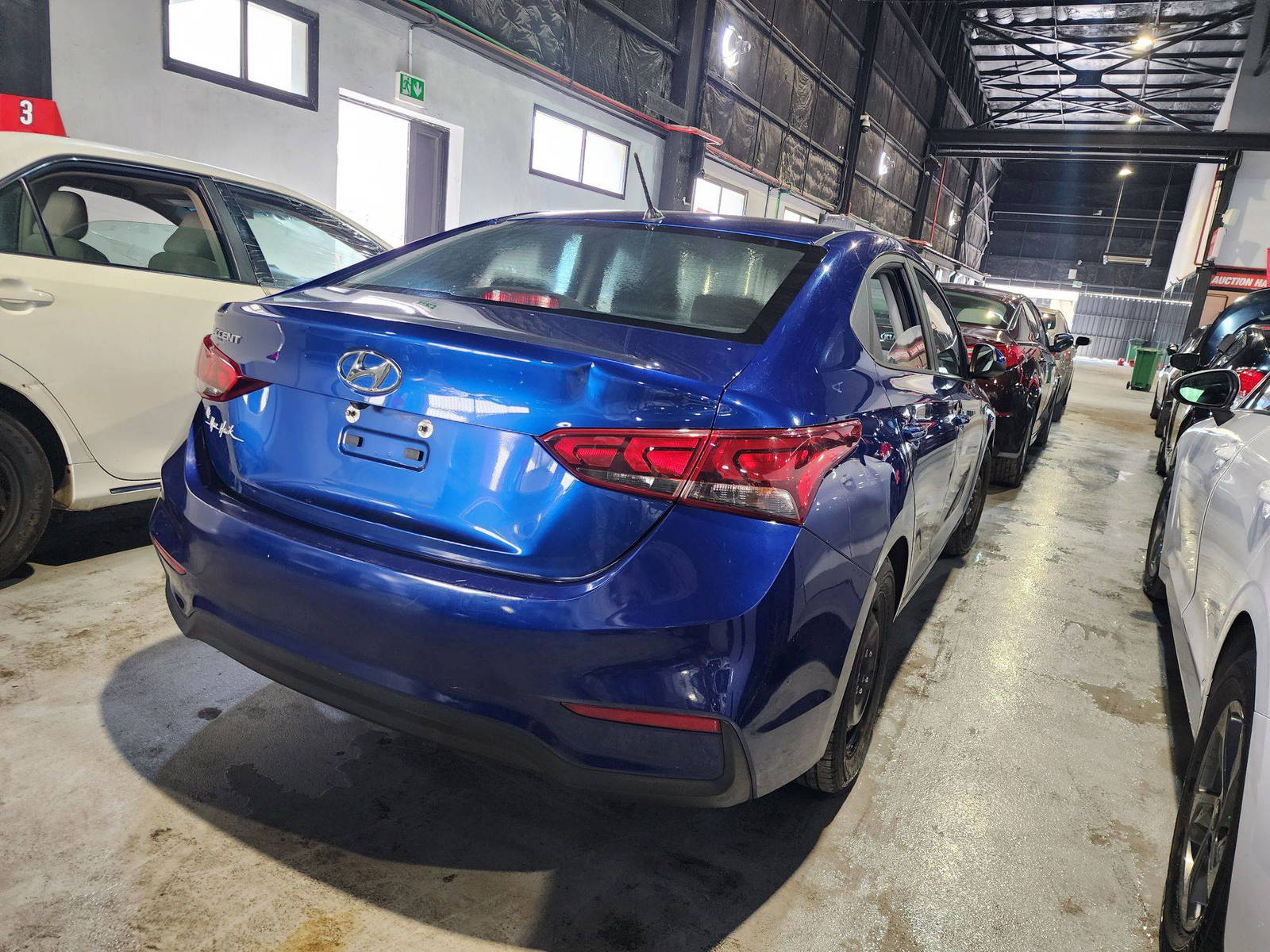 2018 HYUNDAI ACCENT — 161829 Miles — Lot 020653 — Souq - Marhaba Auctions Used Cars - Image 5