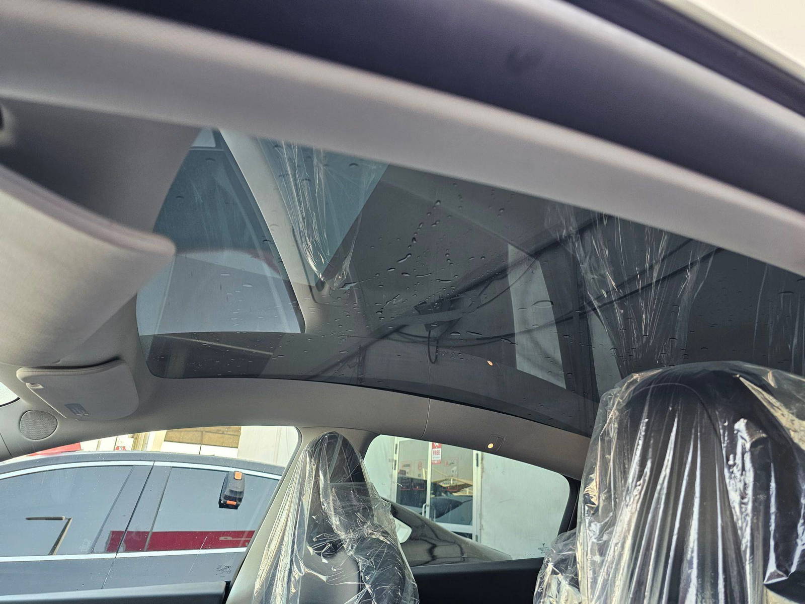 TESLA MODEL Y 2022 - Marhaba Auction Used Cars - Image 9