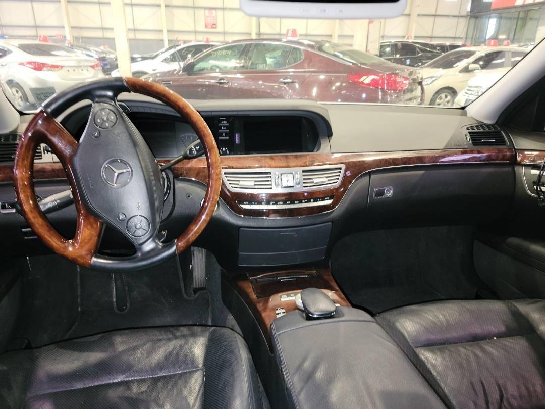 2011 MERCEDES BENZ S 500 4MATIC — 209498 KM — Lot 11654 — Main - Marhaba Auctions Used Cars - Image 7