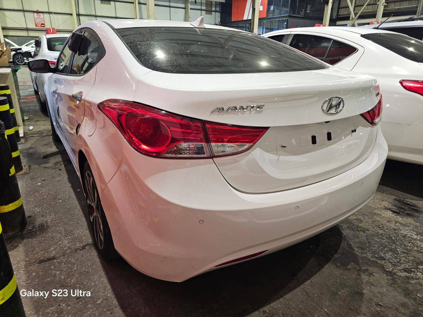 HYUNDAI AVANTE 2013 - Marhaba Auction Used Cars - Image 5