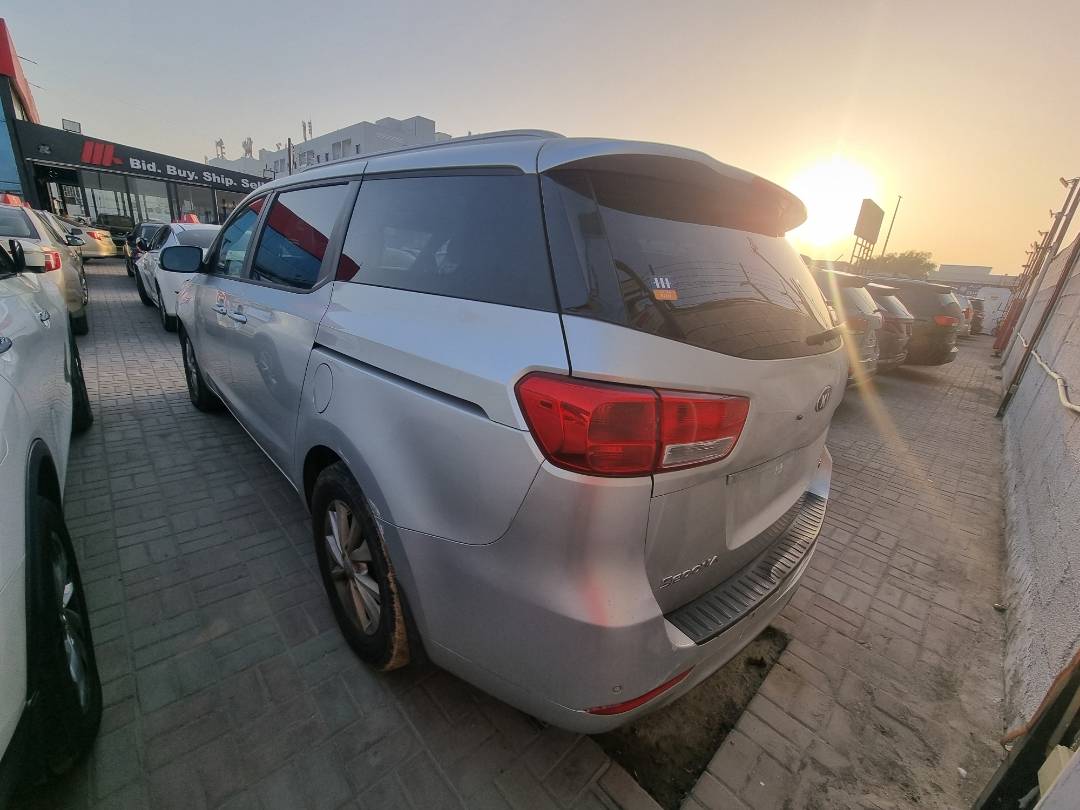 KIA SEDONA 2016 - Marhaba Auction Used Cars - Image 4