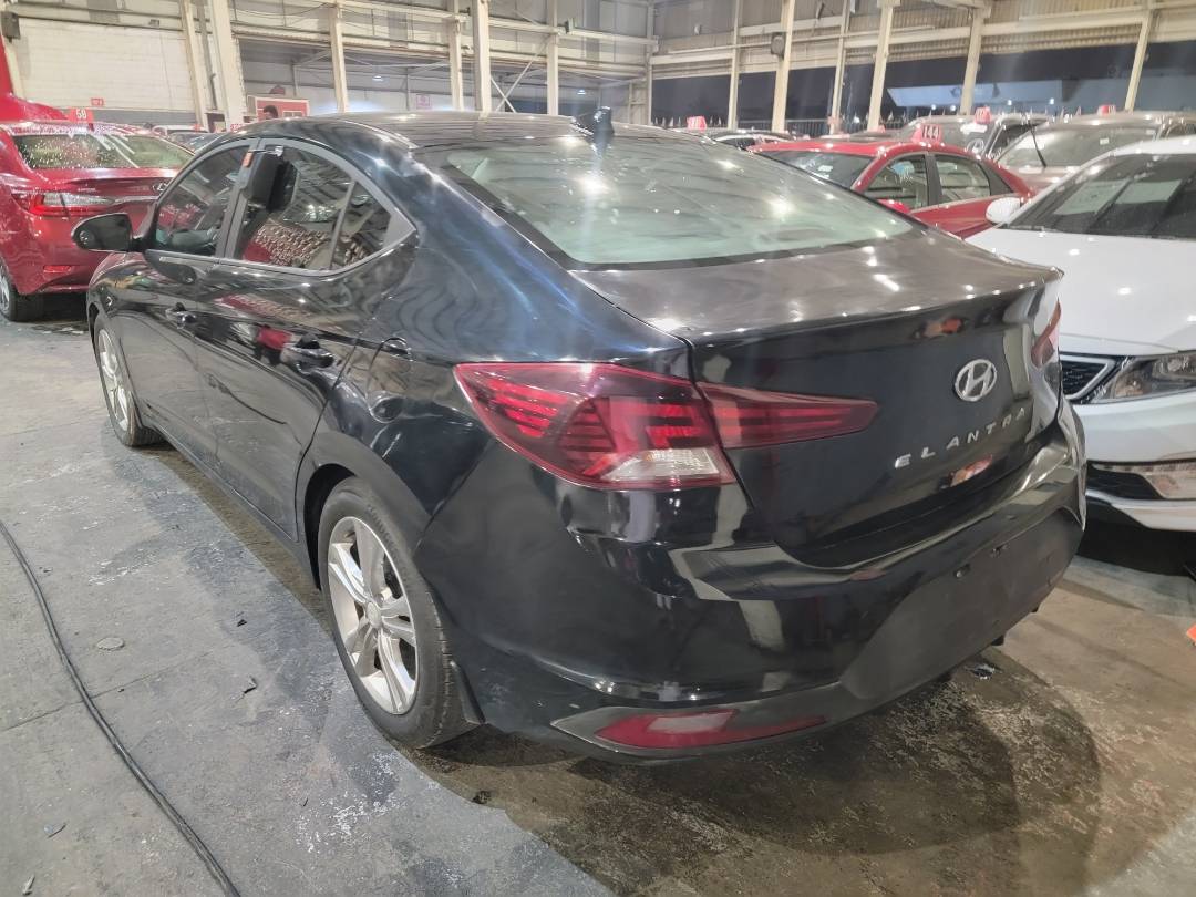 2020 HYUNDAI ELANTRA — 97772 KM — Lot F7LU942136 — Main - Marhaba Auctions Used Cars - Image 3