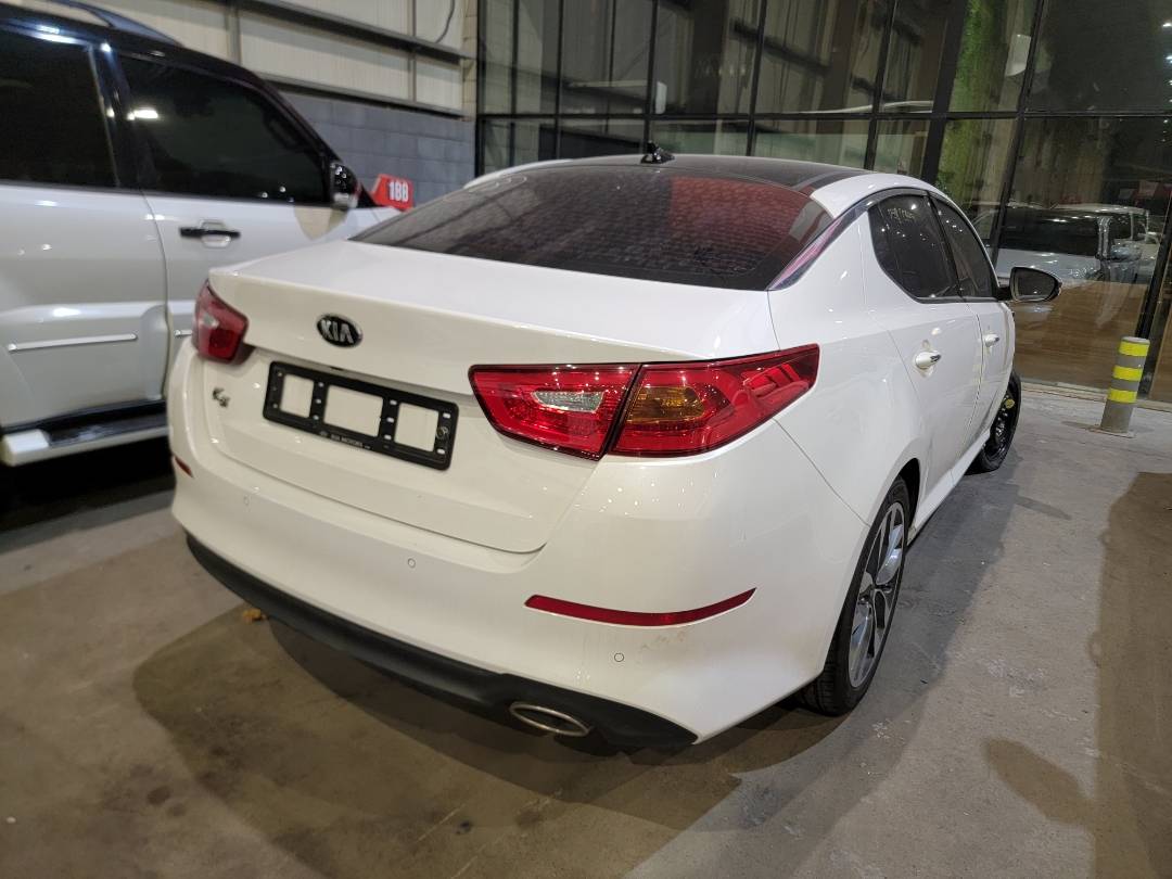 2015 KIA K5 — 138642 KM — Lot BFA536913 — Main - Marhaba Auctions Used Cars - Image 3