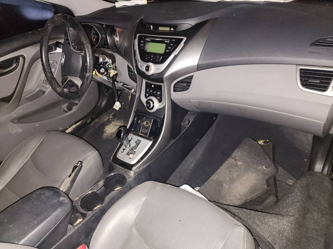 2012 HYUNDAI ELANTRA — 170020 Miles — Lot 38070813 - Marhaba Auctions Used Cars - Image 3