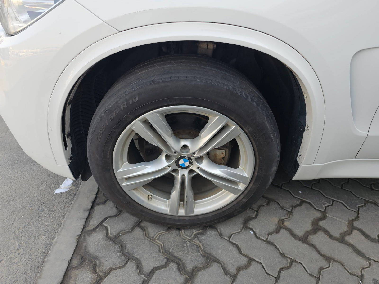 BMW X5 XDRIVE35I 2015 - Marhaba Auction Used Cars - Image 11