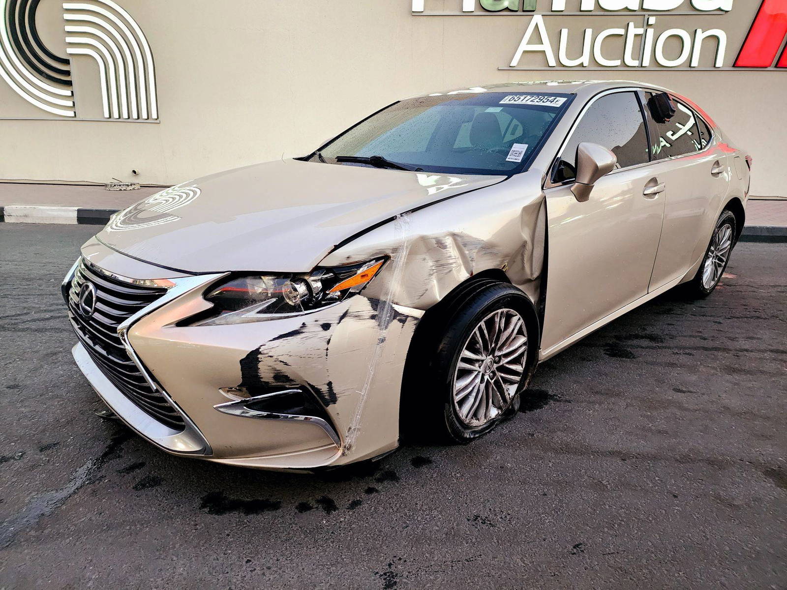 2016 LEXUS ES 350 — 114208 Miles — Lot U019061 — Souq - Marhaba Auctions Used Cars - Image 3