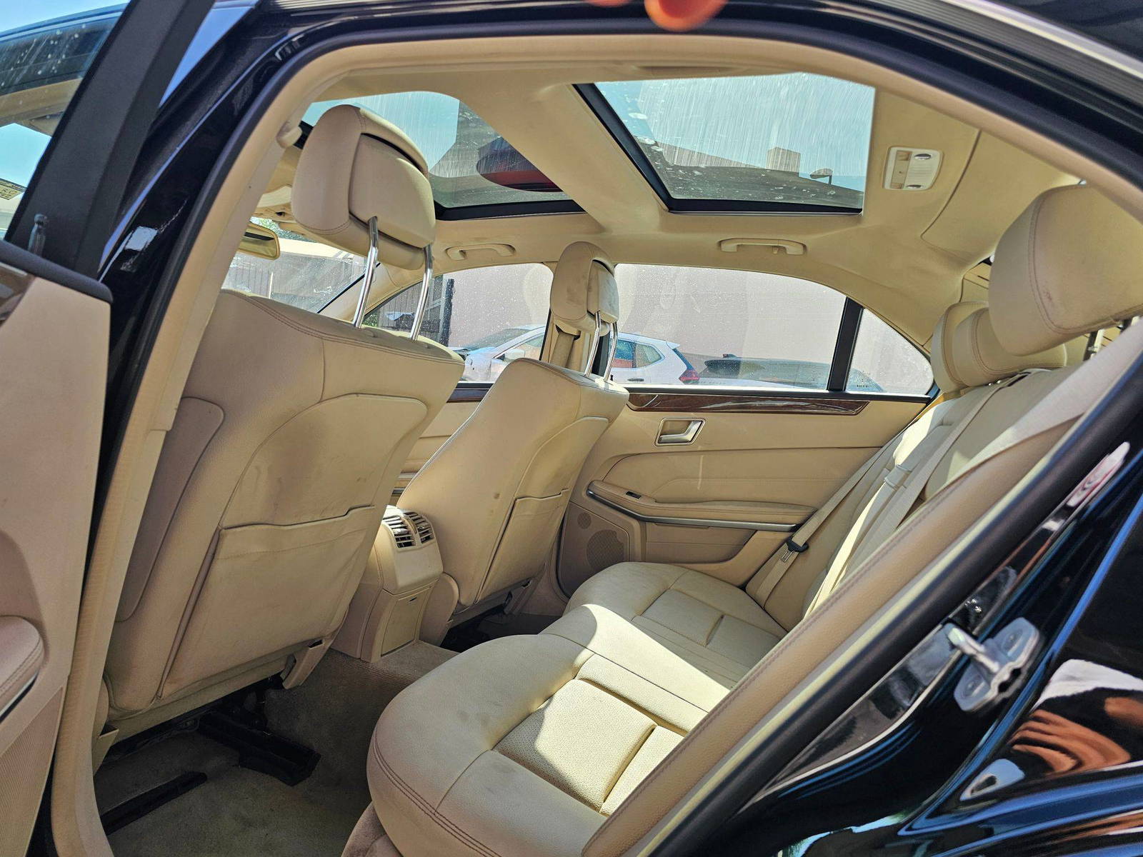 2016 MERCEDES BENZ E 350 — 116342 Miles — Lot 186535 — Souq - Marhaba Auctions Used Cars - Image 6