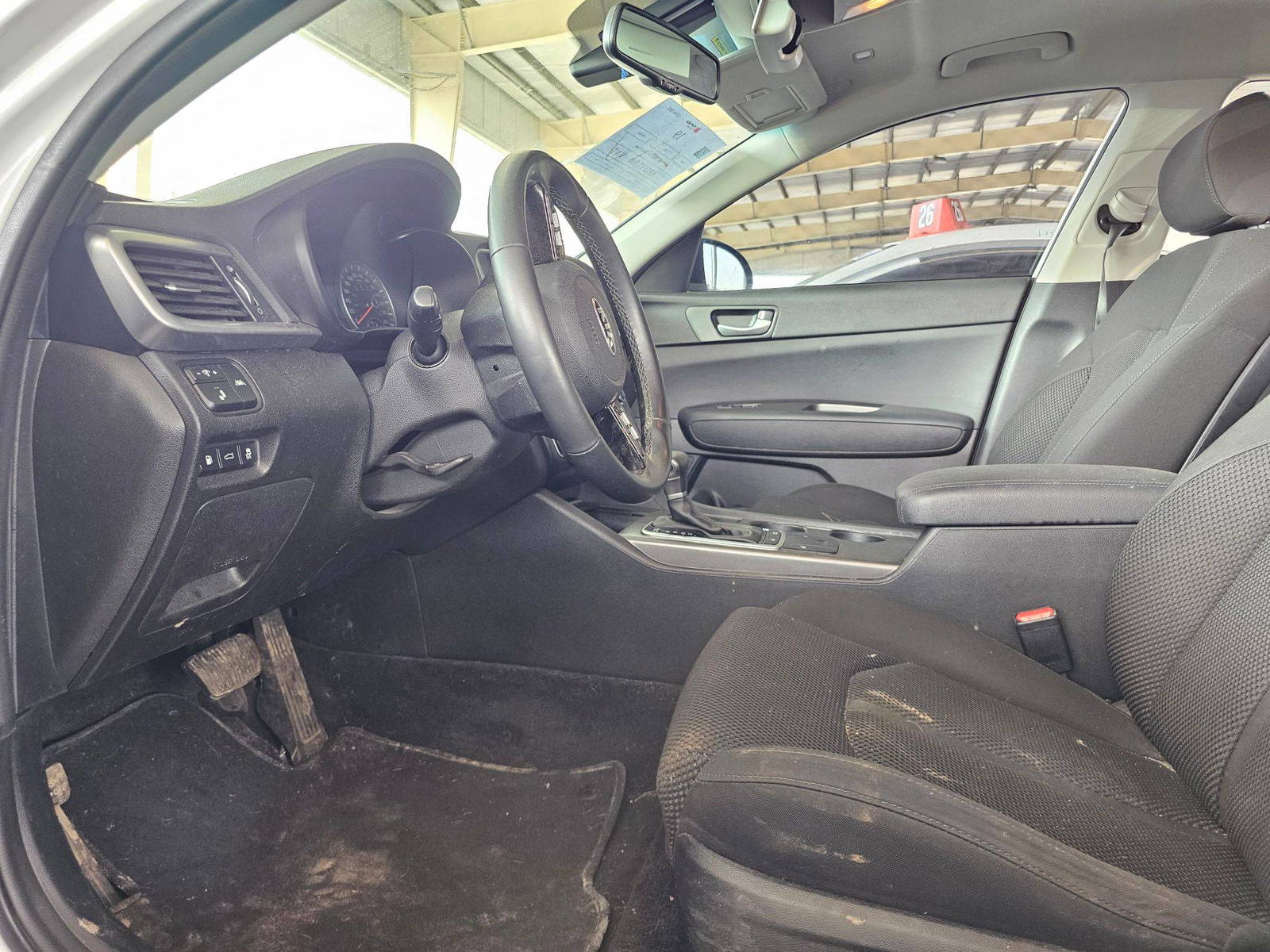 2019 KIA OPTIMA — 133181 KM — Lot 87596045 — Main - Marhaba Auctions Used Cars - Image 8