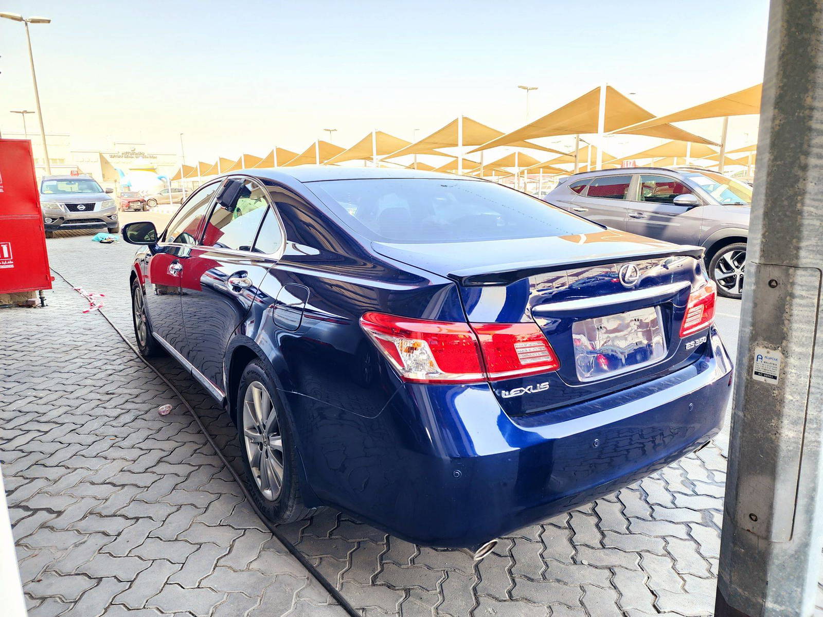 2011 LEXUS ES 350 — 126301 KM — Lot 1B2417795 — Souq - Marhaba Auctions Used Cars - Image 3