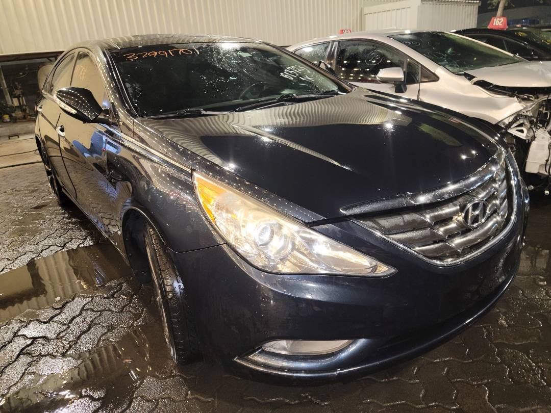 2013 HYUNDAI SONATA — 184224 Miles — Lot 37991701 - Marhaba Auctions Used Cars - Image 9