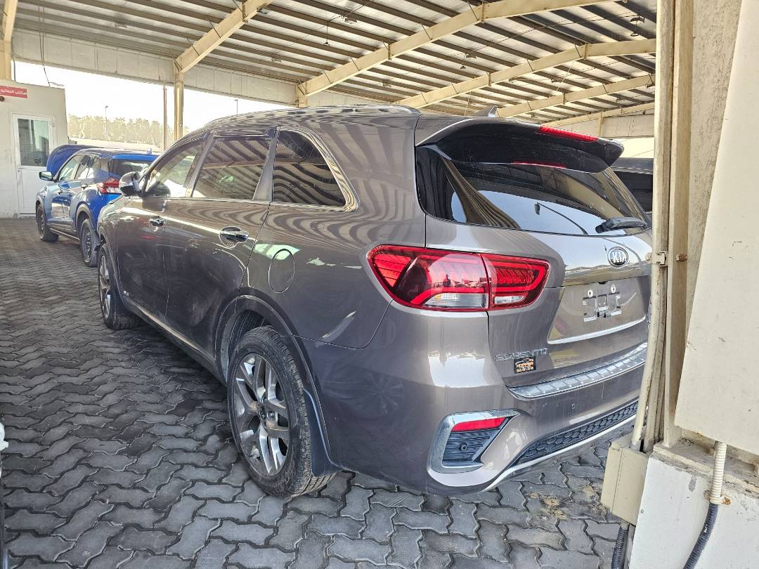 KIA SORENTO