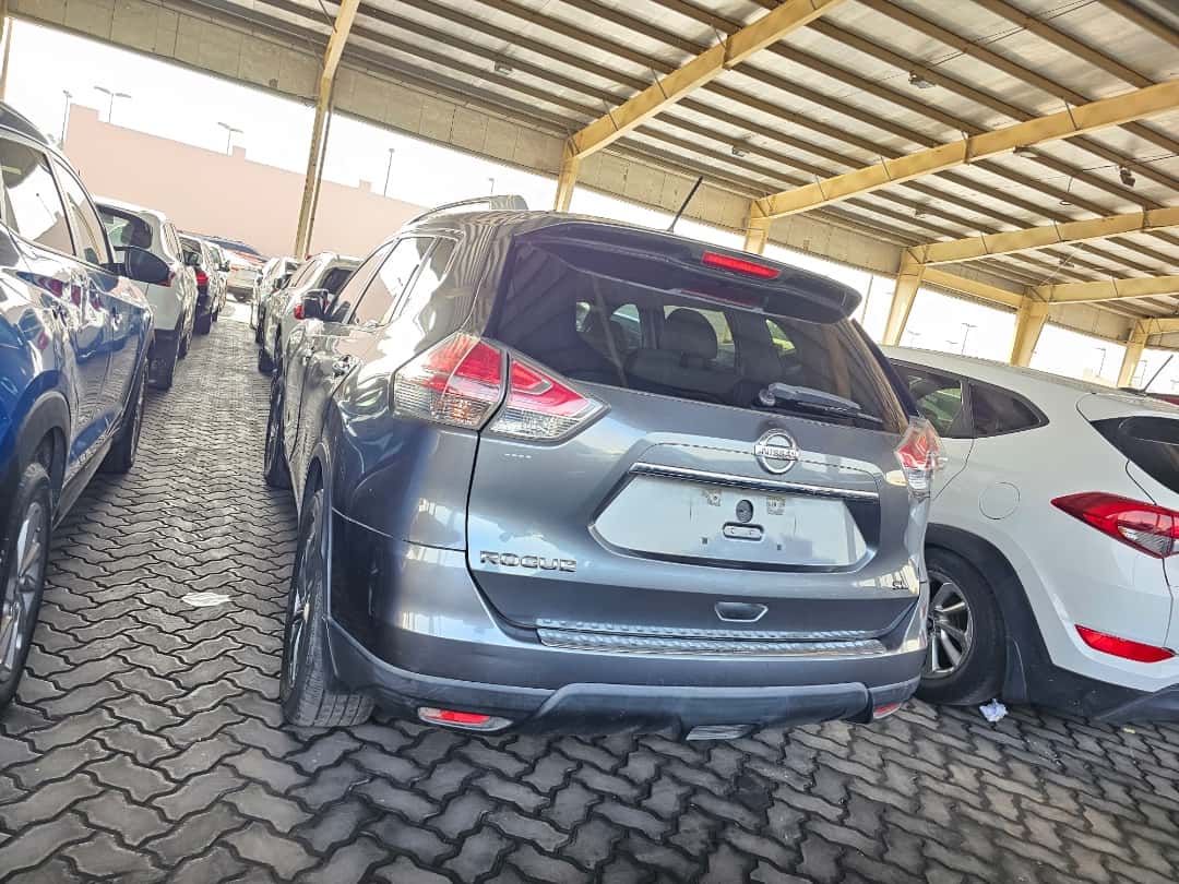 NISSAN ROGUE