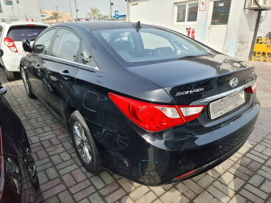 HYUNDAI SONATA 2011 - Marhaba Auction Used Cars - Image 4