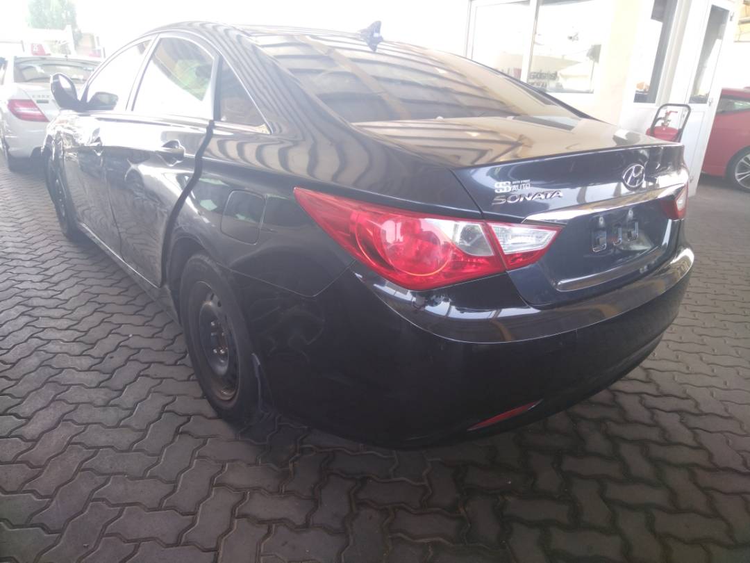 2013 HYUNDAI SONATA — 174515 Miles — Lot 37304516 - Marhaba Auctions Used Cars - Image 4