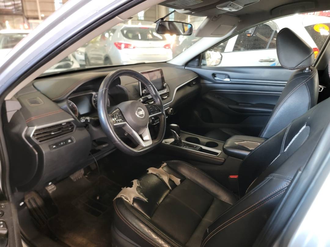 2019 NISSAN ALTIMA — 122659 Miles — Lot 0KC146744 — Main - Marhaba Auctions Used Cars - Image 6