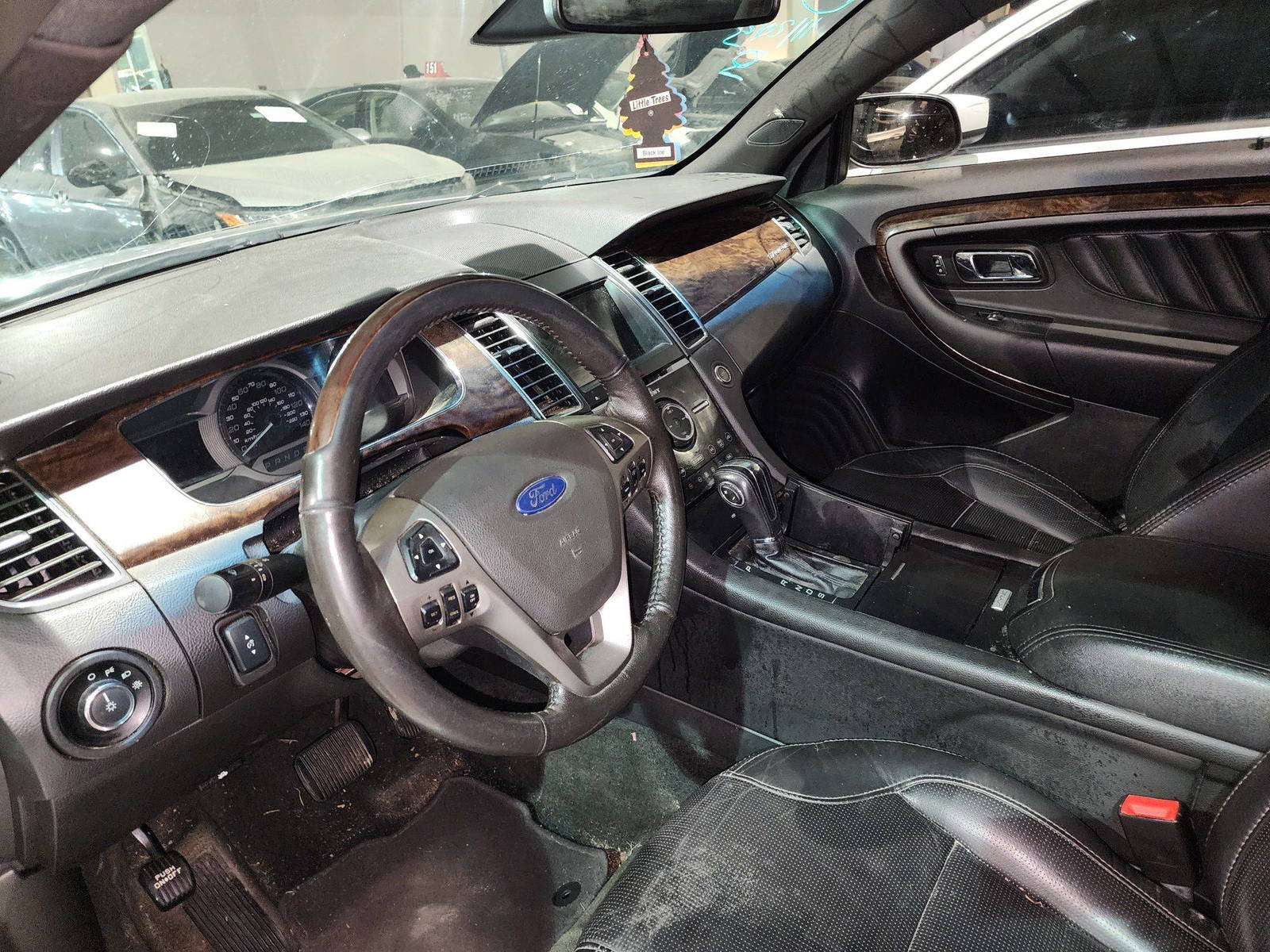 2017 FORD TAURUS — 146128 Miles — Lot 38110399 - Marhaba Auctions Used Cars - Image 6