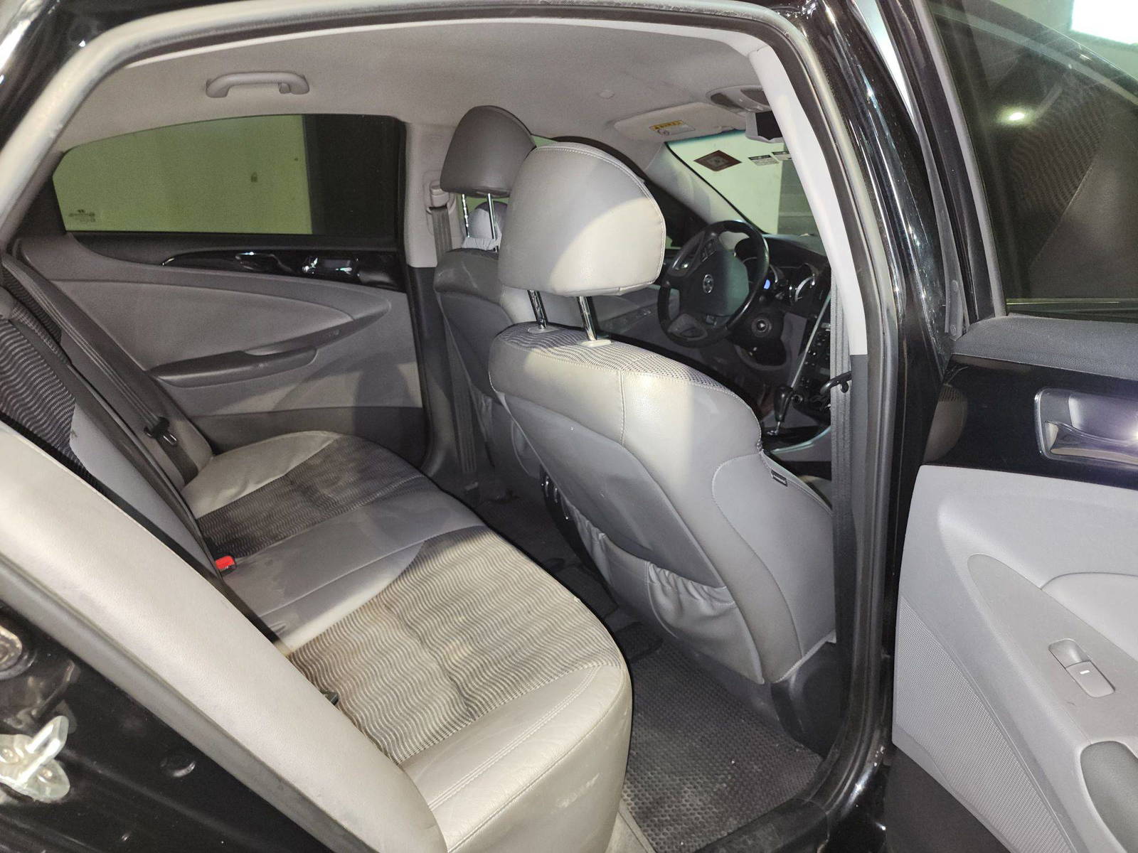 HYUNDAI SONATA 2011 - Marhaba Auction Used Cars - Image 7