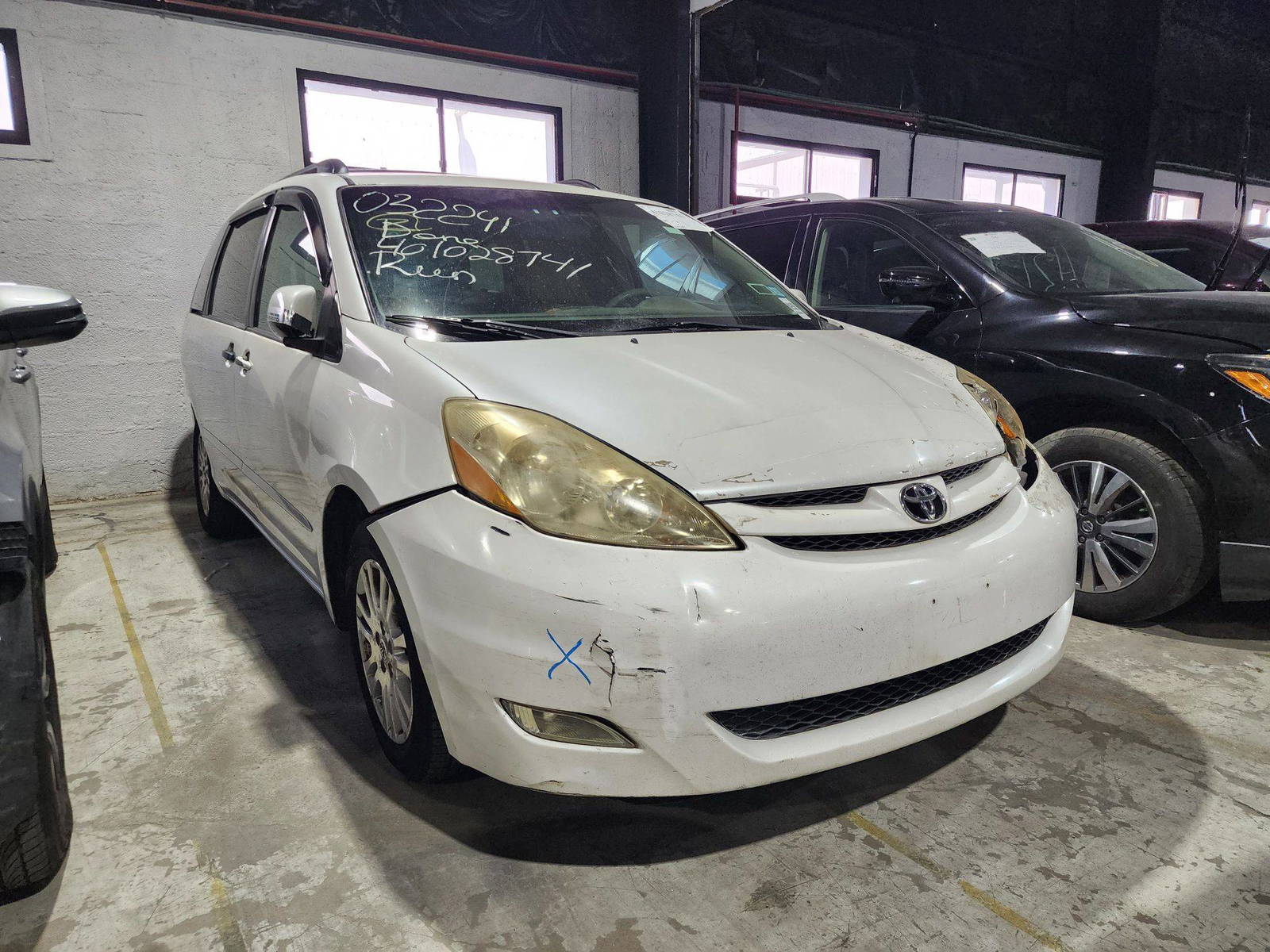 2007 TOYOTA SIENNA — 137309 Miles — Lot 41028741 — Al Quoz - Marhaba Auctions Used Cars - Image 3