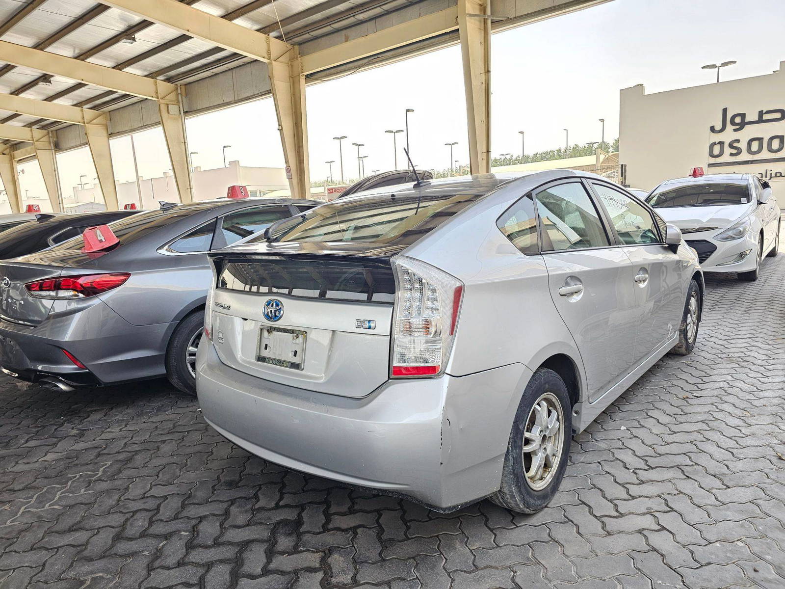 2010 TOYOTA PRIUS — 274143 Miles — Lot 41790148 — Souq - Marhaba Auctions Used Cars - Image 3