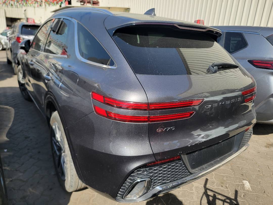 2022 GENESIS GV70 — 20985 Miles — Lot 073892 — Main - Marhaba Auctions Used Cars - Image 3