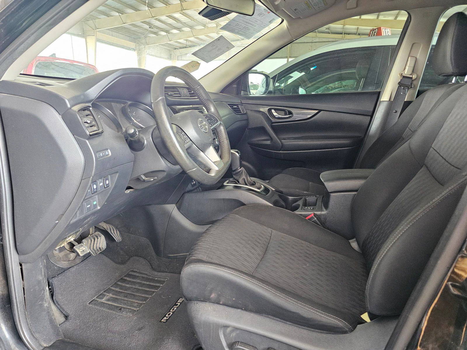 2019 NISSAN ROGUE — 147600 Miles — Lot MTXKP513956 — Souq - Marhaba Auctions Used Cars - Image 8