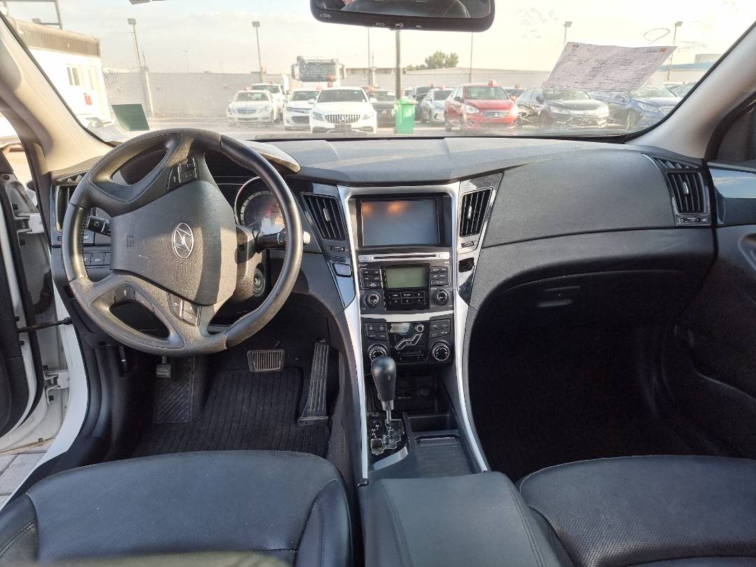 2011 HYUNDAI SONATA — 236397 KM — Lot 248415 — Ind. 12 - Marhaba Auctions Used Cars - Image 8