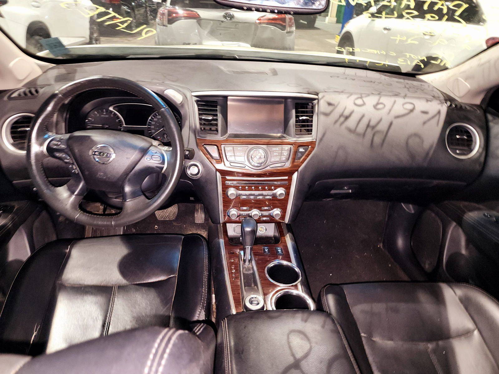 2015 NISSAN PATHFINDER — 164522 KM — Lot 12086908X — Souq - Marhaba Auctions Used Cars - Image 7