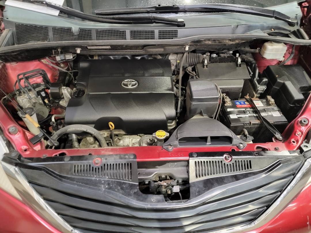 2012 TOYOTA SIENNA — 201176 Miles — Lot CS218588 — Main - Marhaba Auctions Used Cars - Image 11