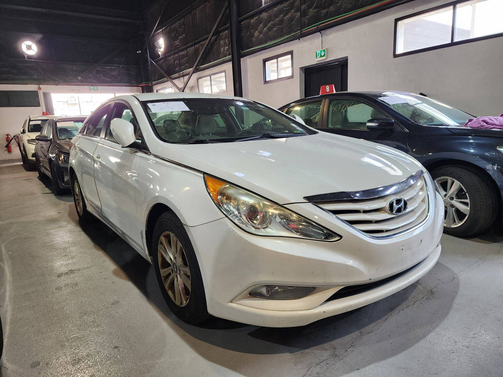 2013 HYUNDAI SONATA — 135918 Miles — Lot 67050894 — Souq - Marhaba Auctions Used Cars - Image 4