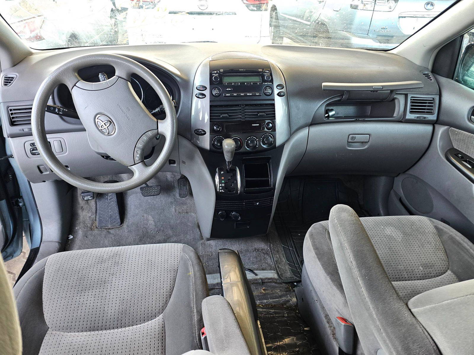 TOYOTA SIENNA 2006 - Marhaba Auction Used Cars - Image 7