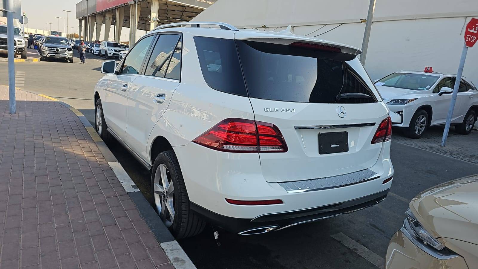 2018 MERCEDES BENZ GLE 350 — 90287 Miles — Lot JB7JB088090 — Souq - Marhaba Auctions Used Cars - Image 11