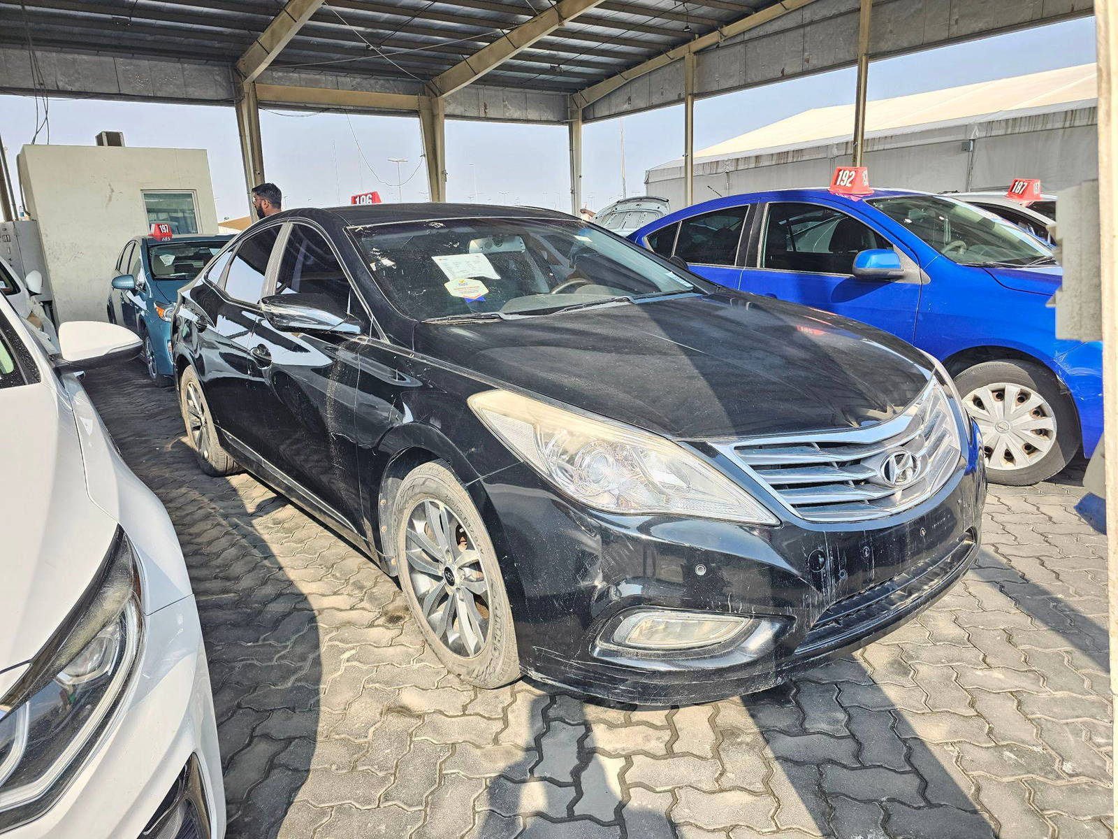 HYUNDAI GRANDEUR 2011 - Marhaba Auction Used Cars - Image 3