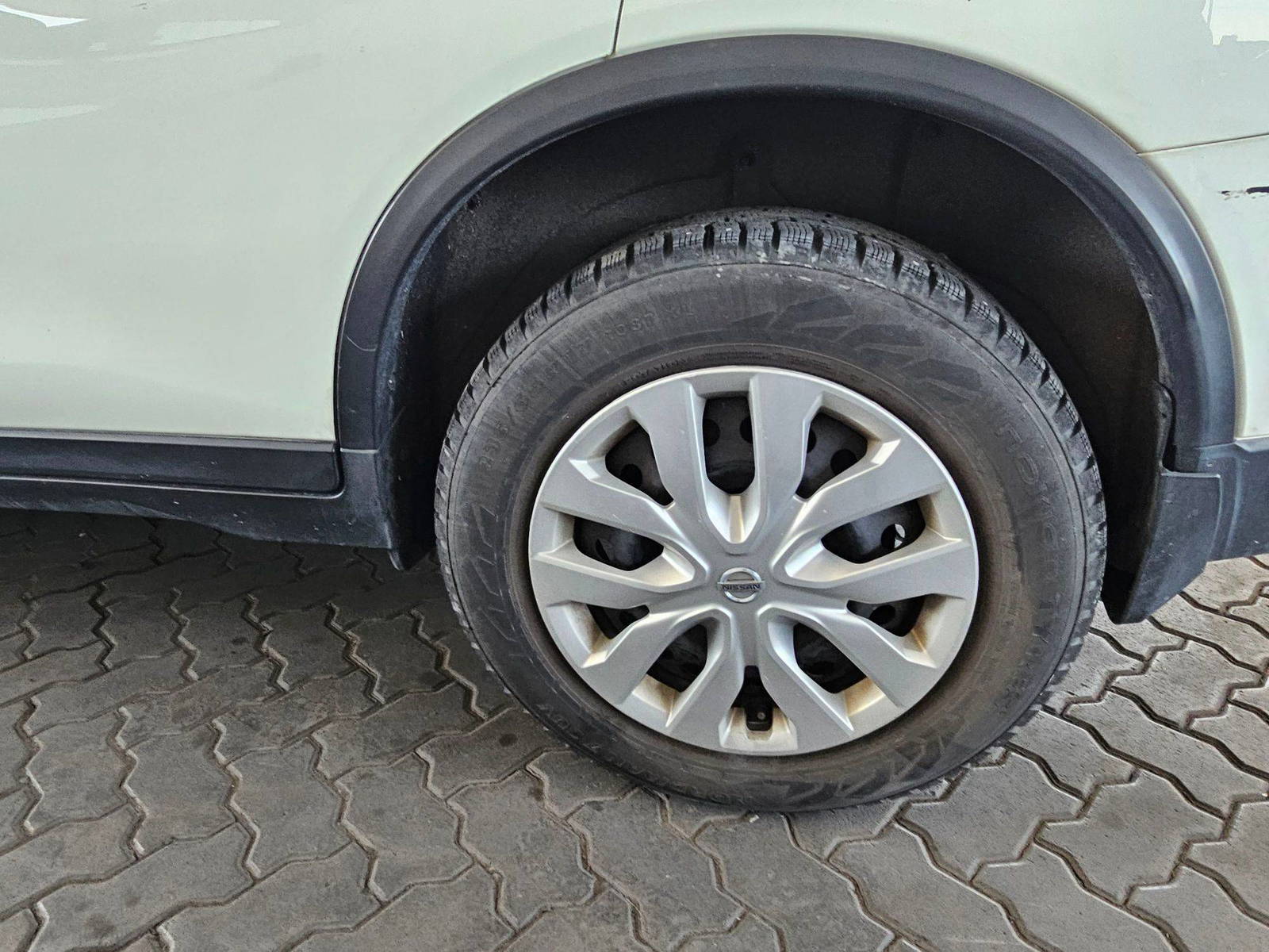 NISSAN ROGUE 2015 - Marhaba Auction Used Cars - Image 10