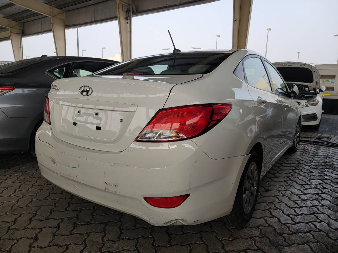 2015 HYUNDAI ACCENT — 100788 Miles — Lot 43910044 — Souq - Marhaba Auctions Used Cars - Image 3