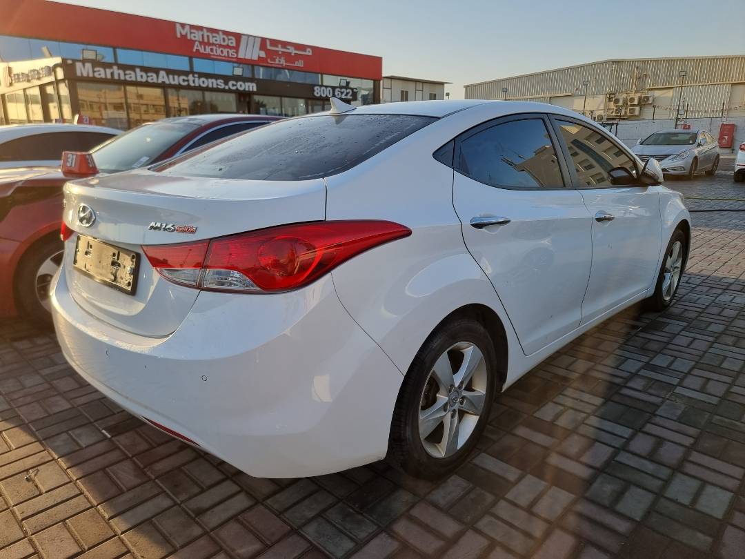 2011 HYUNDAI AVANTE — 81315 KM — Lot 125487 — Ind. 12 - Marhaba Auctions Used Cars - Image 4
