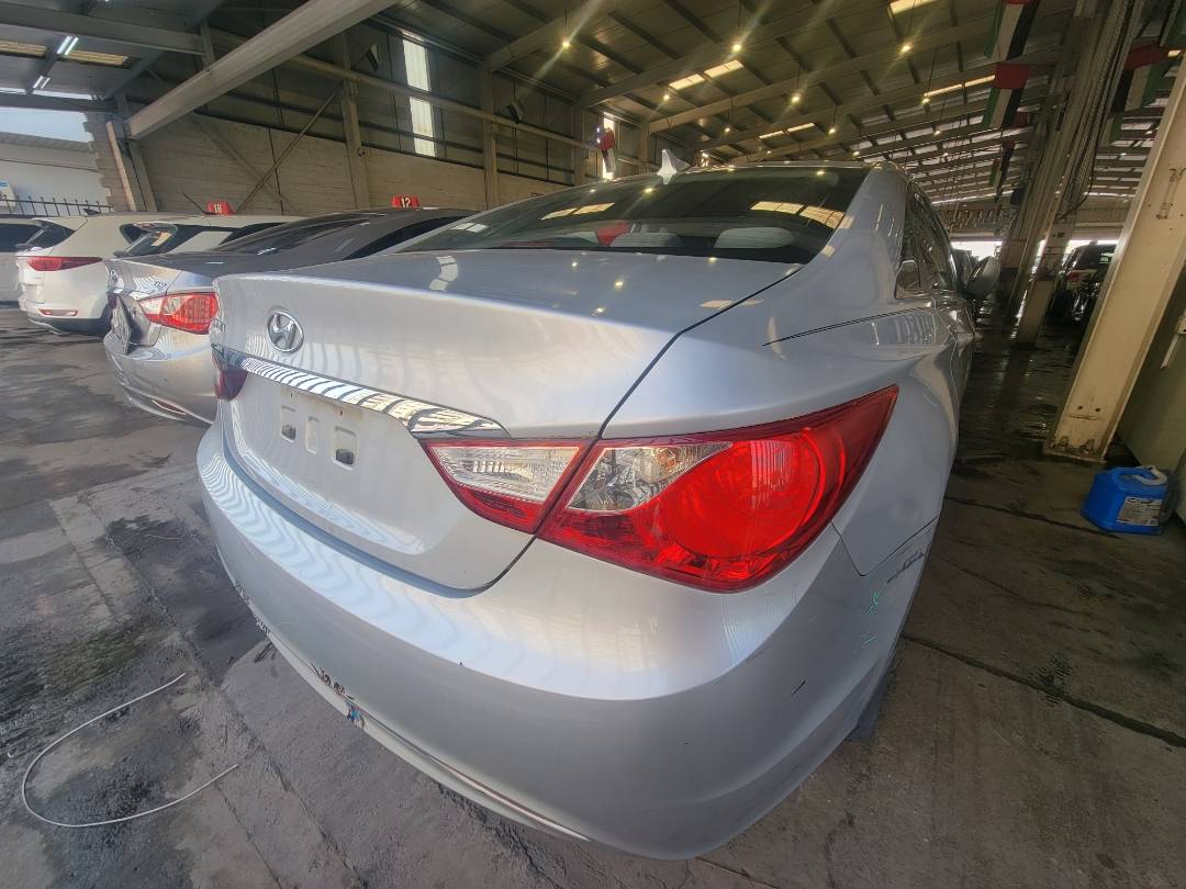 2011 HYUNDAI SONATA — 193234 Miles — Lot C2BH122672 — Main - Marhaba Auctions Used Cars - Image 5