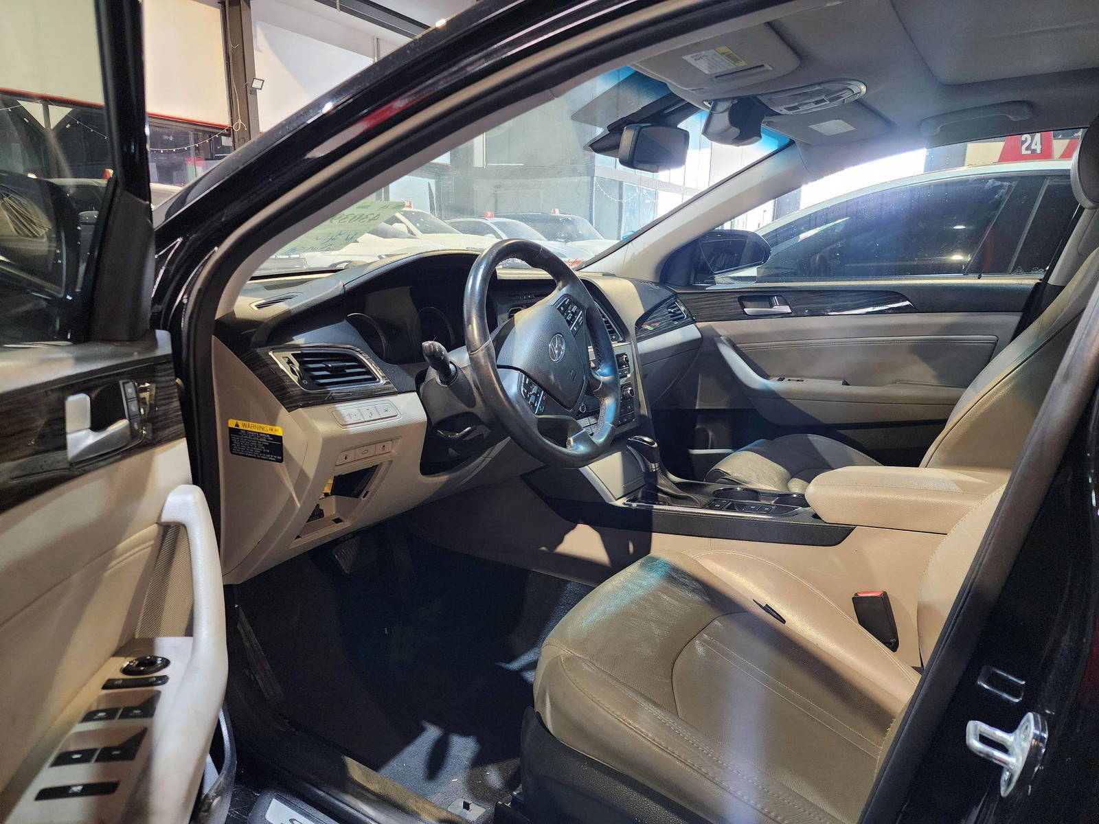 2015 HYUNDAI SONATA — 162954 Miles — Lot 136596 — Al Quoz - Marhaba Auctions Used Cars - Image 8