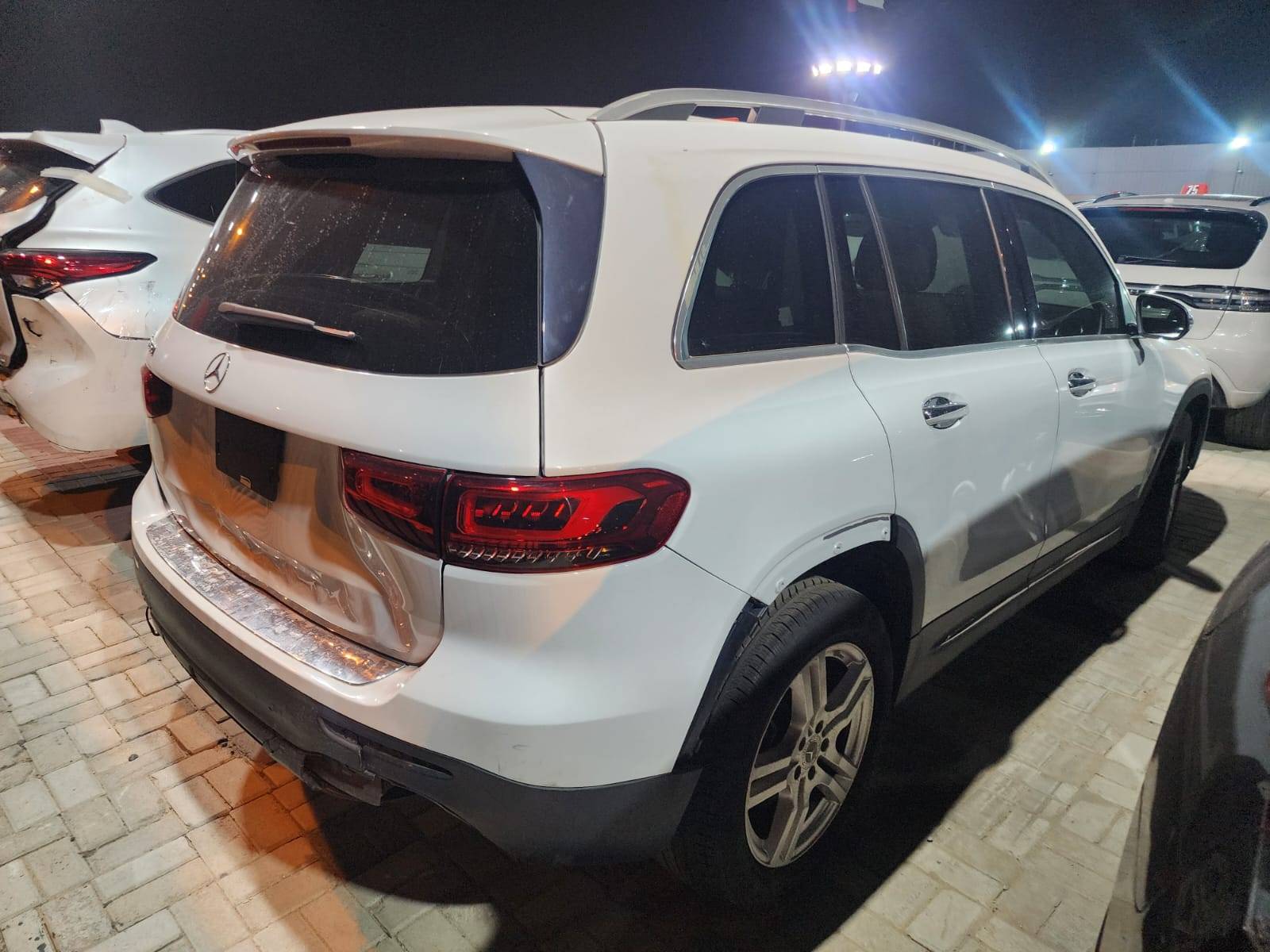 MERCEDES BENZ GLB 250 2020 - Marhaba Auction Used Cars - Image 7