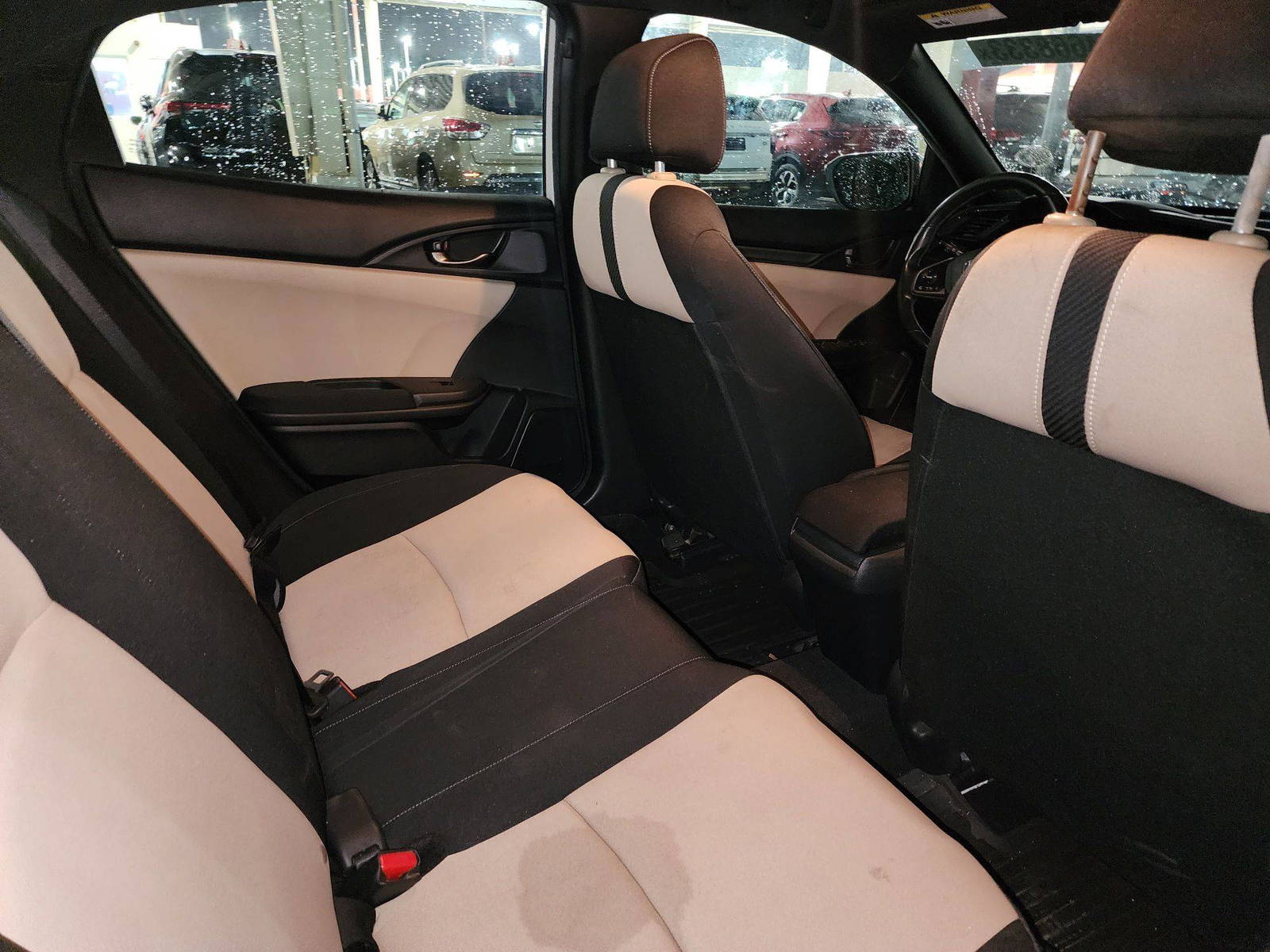 2017 HONDA CIVIC — 187733 Miles — Lot 74668333 - Marhaba Auctions Used Cars - Image 5