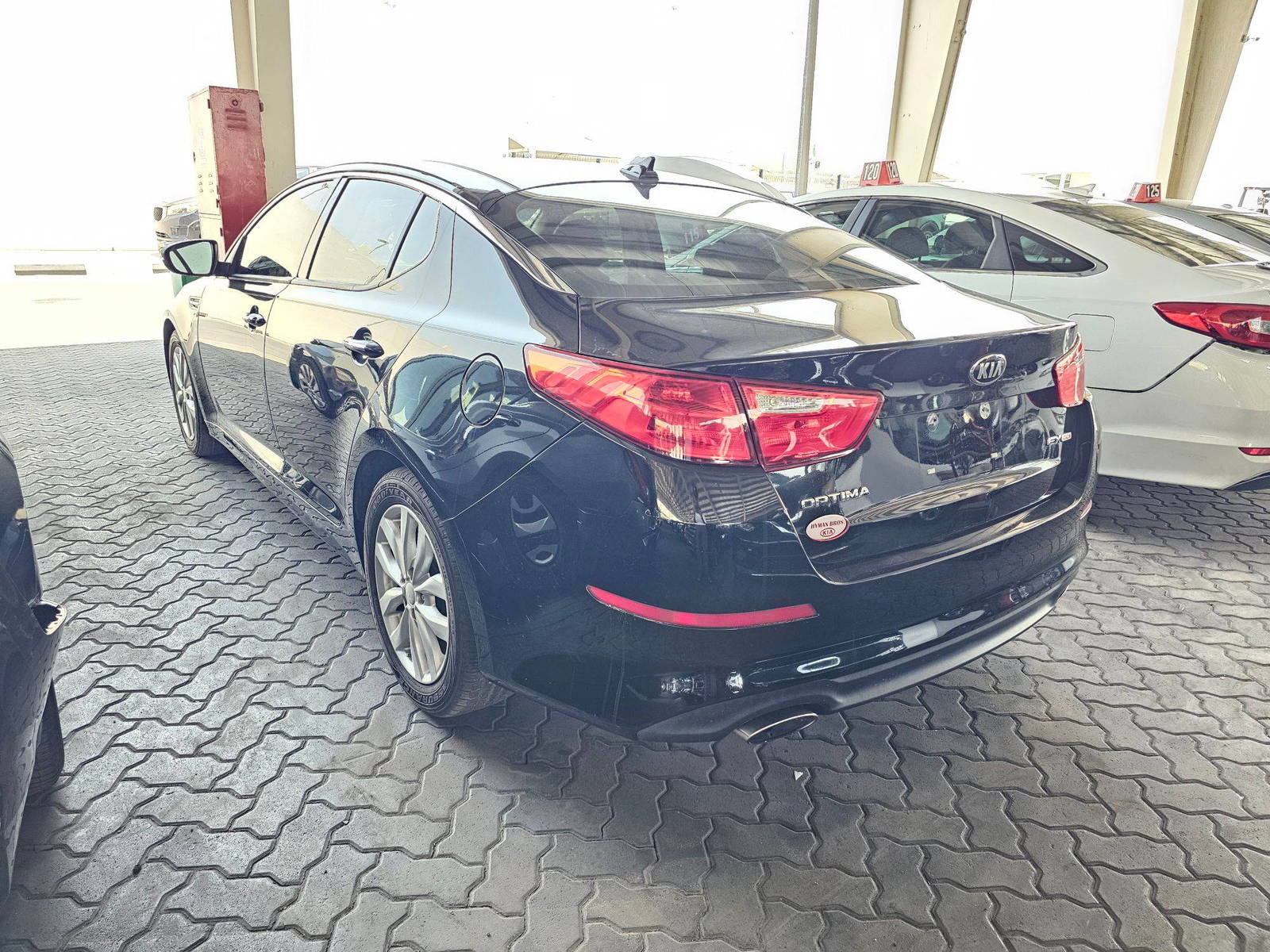 2015 KIA OPTIMA — 141489 Miles — Lot FG511939 — Souq - Marhaba Auctions Used Cars - Image 4