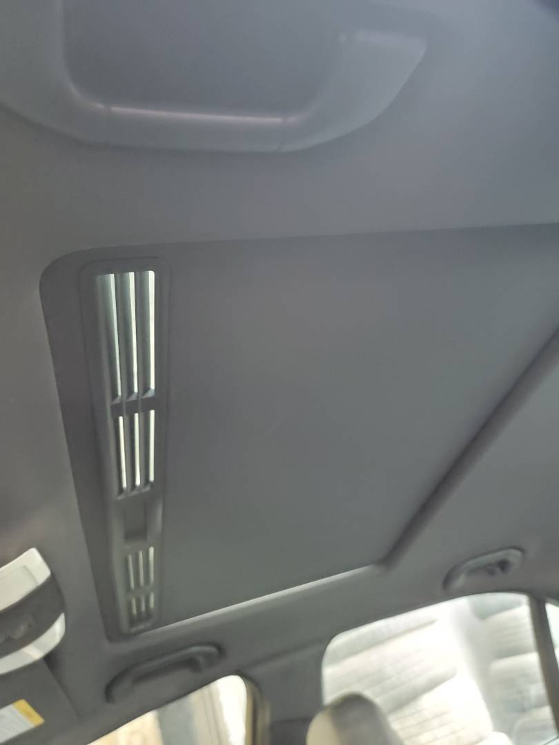 MERCEDES BENZ C300 2011 - Marhaba Auction Used Cars - Image 9